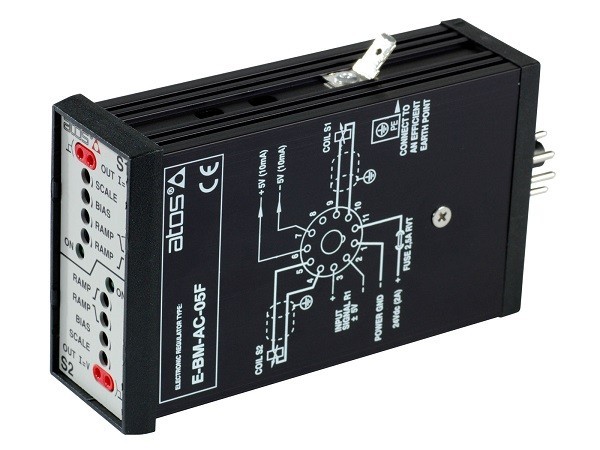 O Controlador Eletrônico E-BM-AC é construído de acordo com a norma DIN 43.700 UNDECAL. Utilizado em válvulas proporcionais que não possuem transdutor de posição.